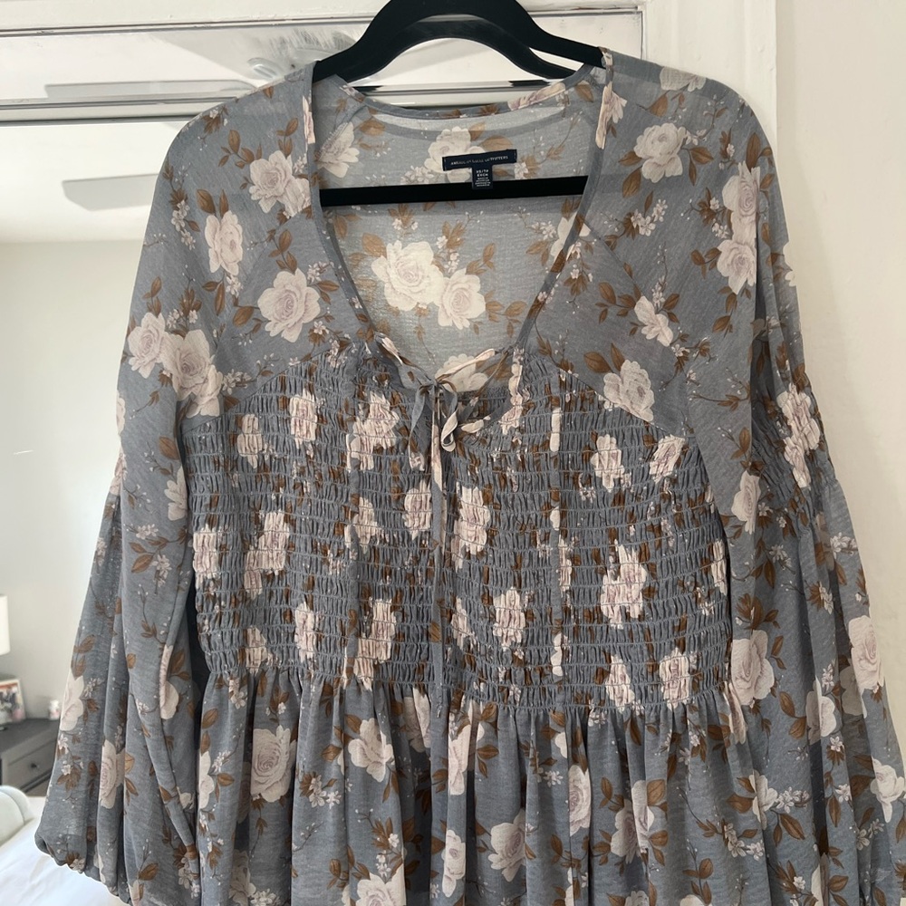 American Eagle Outfitters Floral Blue Top